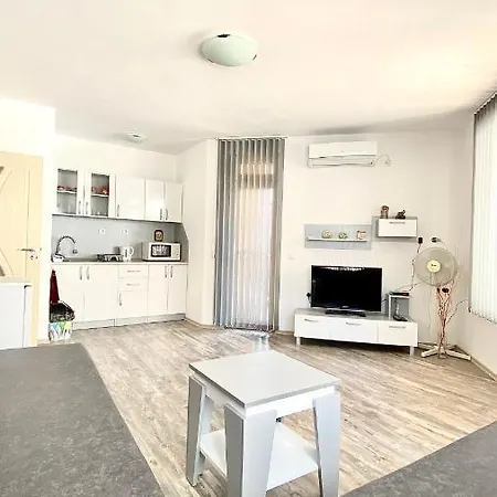 Апартаменти Релакс * Sunny Beach